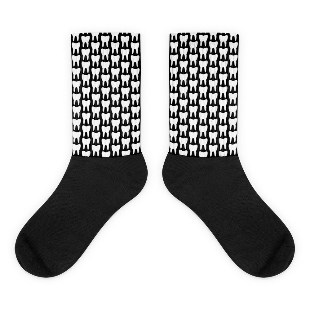 Thirty Two Socks Black